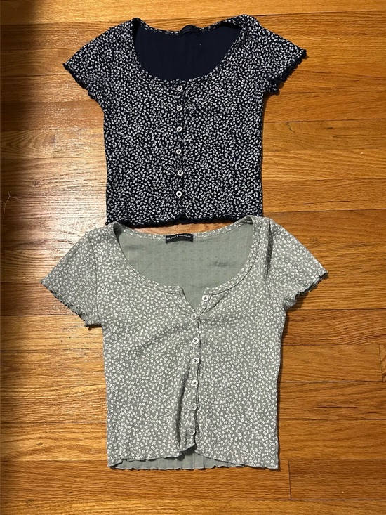 Brandy Melville Tops - Brandy Melville Tops